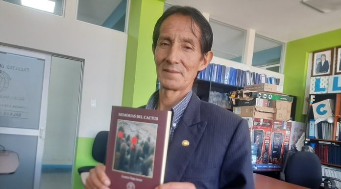 Catedrático de la UNCP publica poemario