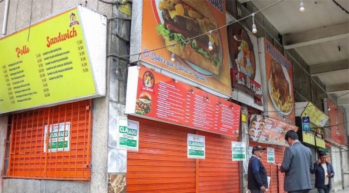 Clausuran conocida hamburguesería de Huancayo por atender en medio de insalubridad