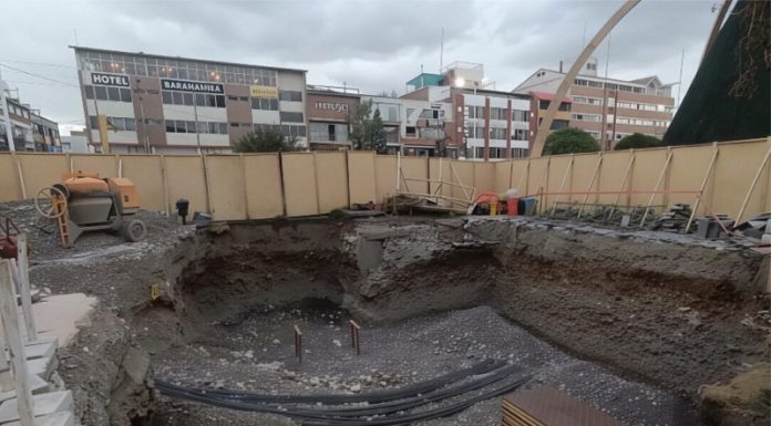 Obra de Plaza de la Constitución paralizada hace más de diez días