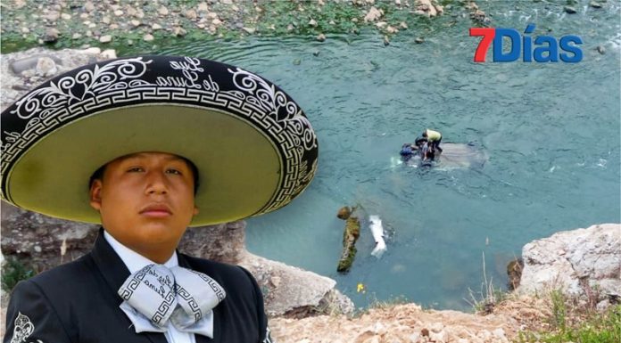 Músico mariachi y sus dos hijas son las víctimas de volcadura de auto al río Mantaro