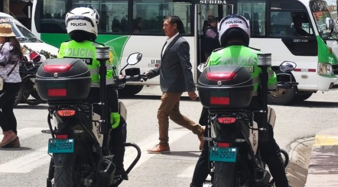 23 motocicletas de la PNP circulan en Huancayo con placas internas