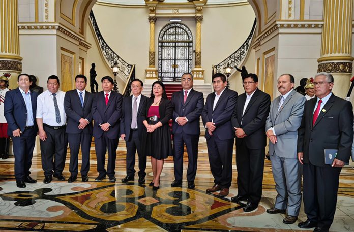 ¡Triunfo regional! Gobierno destinará 600 millones para iniciar la Carretera Central