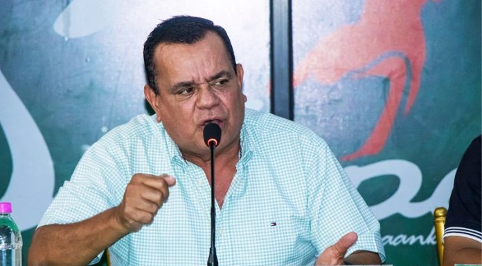 Alcalde de Satipo renuncia a su cargo para postular como candidato al gobierno regional