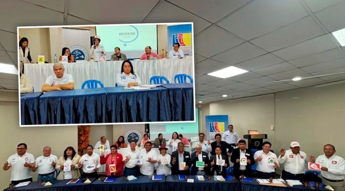 Candidatos a diputado firman «Pacto por Junín» y se van corriendo