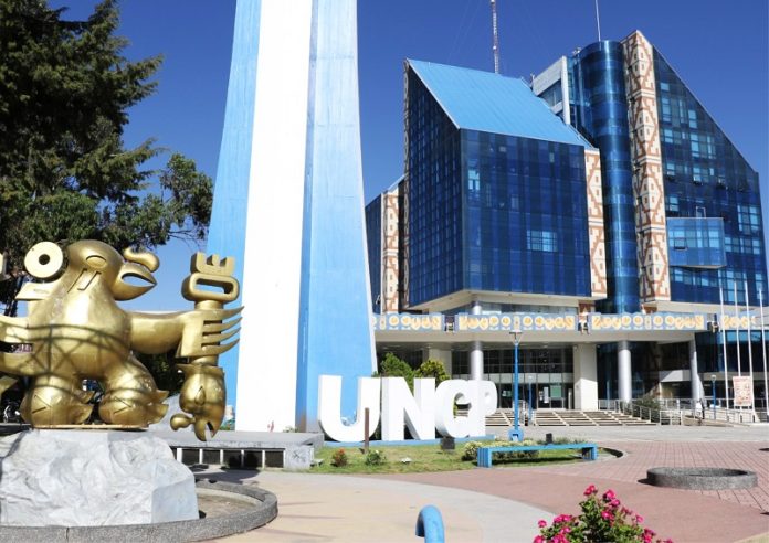 Se agrava crisis electoral en UNCP: 45 docentes renuncian a elecciones de Asamblea Universitaria