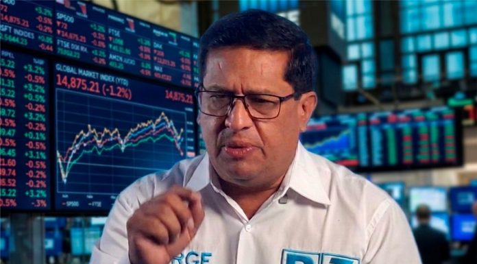 Jorge Solís será encargado de la apertura del sistema financiero a la banca internacional