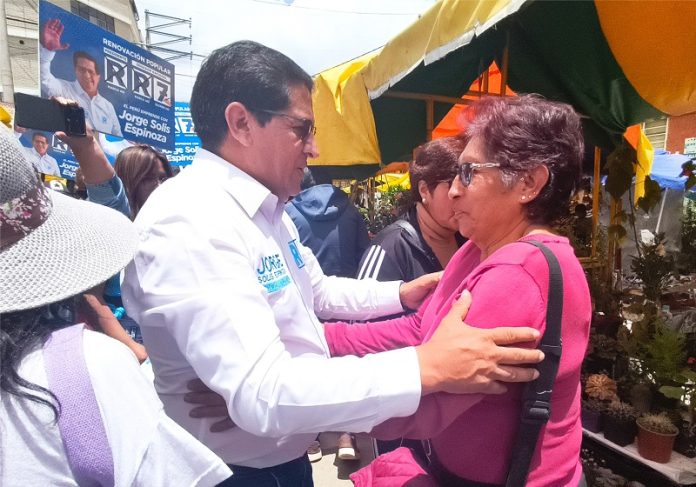 Jorge Solís plantea impulsar a las mypes y combatir la inseguridad desde el Senado