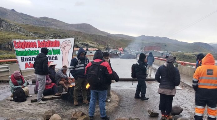 Huancavelica inicia paro indefinido reclamando asfaltado de carretera