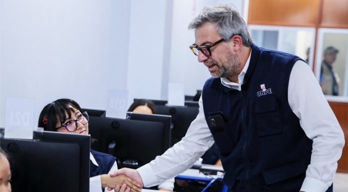 Piero Corvetto renuncia a la jefatura de la ONPE a 77 días de la segunda vuelta