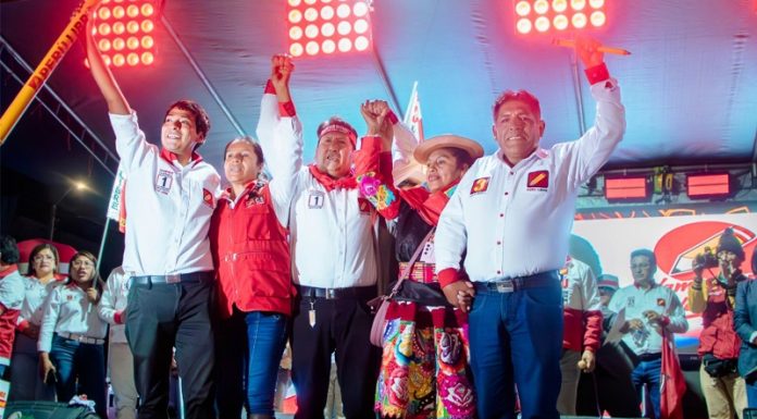 «Huancayo le dirá no a la derecha»: Miles respaldan cierre de Perú Libre en Huancayo