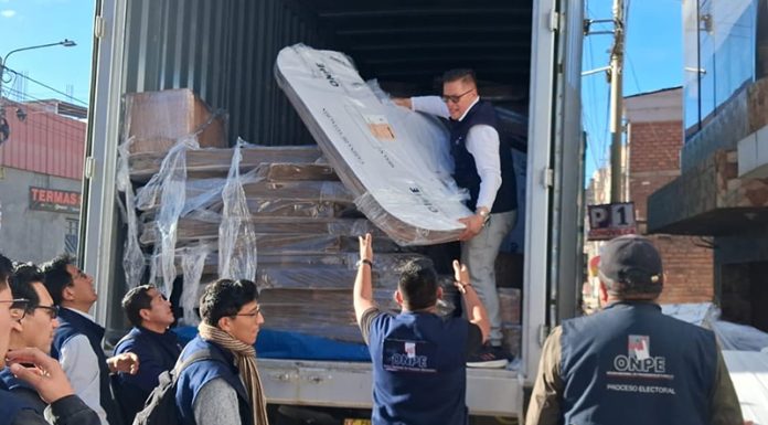 ODPE Huancayo y El Tambo reciben material electoral bajo estrictas medidas de seguridad