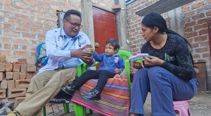 Niña que cayó de puente Chanchas, que estuvo al borde de la muerte, se recupera en un 95 % tras complejas cirugías