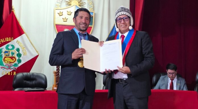 Cerrón declarado Huésped Ilustre y defensor de la educación universitaria en Junín