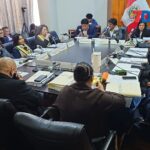 Llallico asiste a reunión en el Congreso, aun como alcalde, y Concejo sesiona sin él
