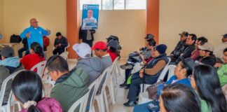 Rafael Meza propone cerrar brechas históricas en Aza con saneamiento, vías y servicios básicos