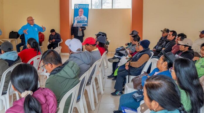 Rafael Meza propone cerrar brechas históricas en Aza con saneamiento, vías y servicios básicos