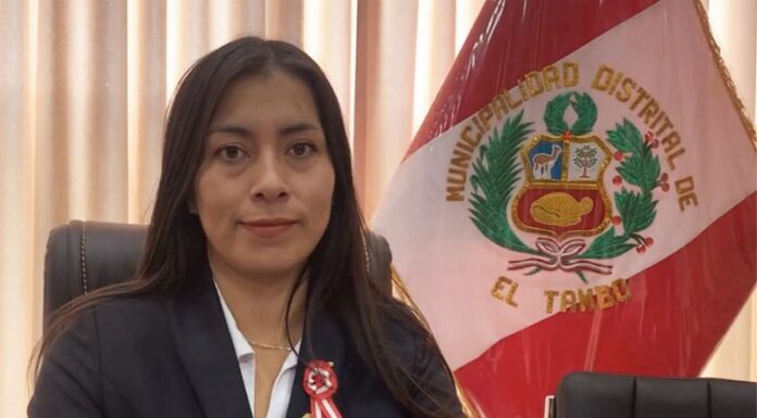 Nueva alcaldesa de El Tambo en su primer día designa a su gerente municipal