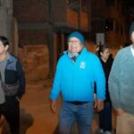 Rafael Meza visita la Av. Salaberry donde vecinos exigen acelerar las obras de drenaje, desagüe, pistas y veredas