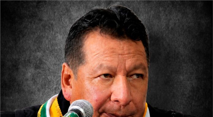 JNE vaca a Julio César Llallico y convoca a Iván Medina para asumir el cargo