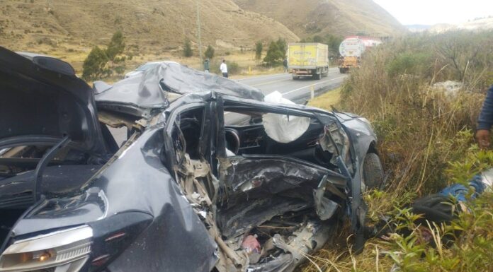 Tres víctimas, entre ellas un niño de 7 años, en triple choque en la Carretera Central
