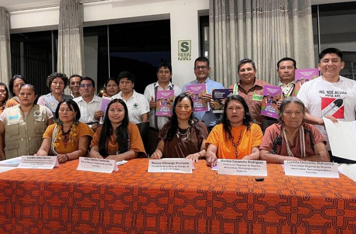 Candidatos firman compromisos 2