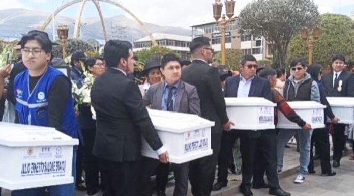 Restituyen restos de diez comuneros de Paccha desaparecidos en 1992
