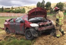 Hermanos que viajaban para visitar a su padre enfermo se accidentan, uno muere