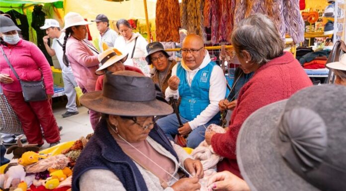 Rafael Meza plantea continuidad permanente, seguridad y limpieza para los feriantes
