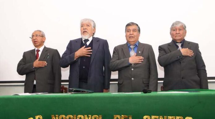 Inicia con éxito el IX Seminario Internacional de Lingüística y Literatura en la UNCP